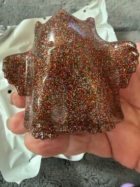 YUKI Evolution 'Golden Sand' Glitter Crown. Series 4